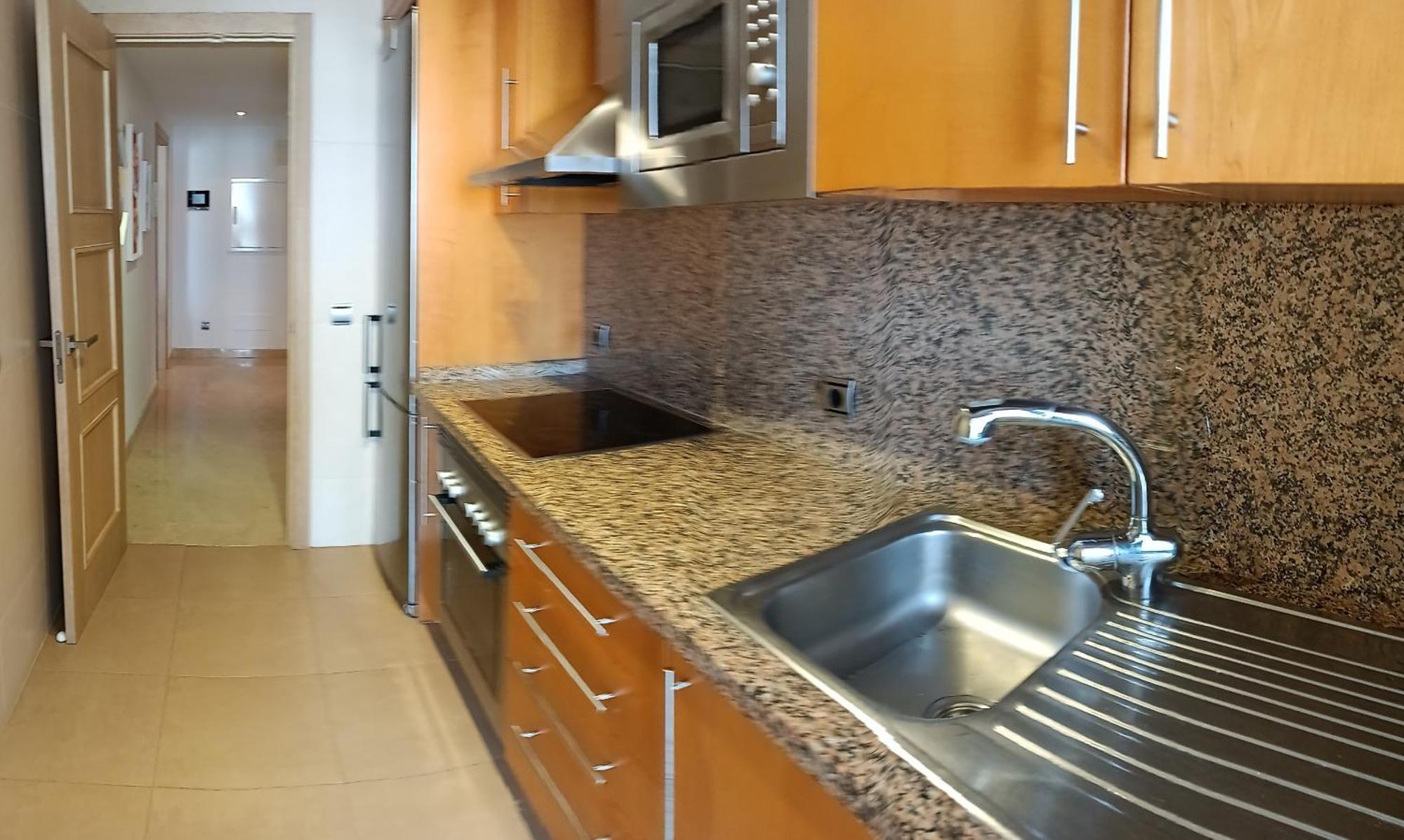Lovely Apartment With Pool & Sea Views - Marina Del Castillo 2129 Манилва Экстерьер фото