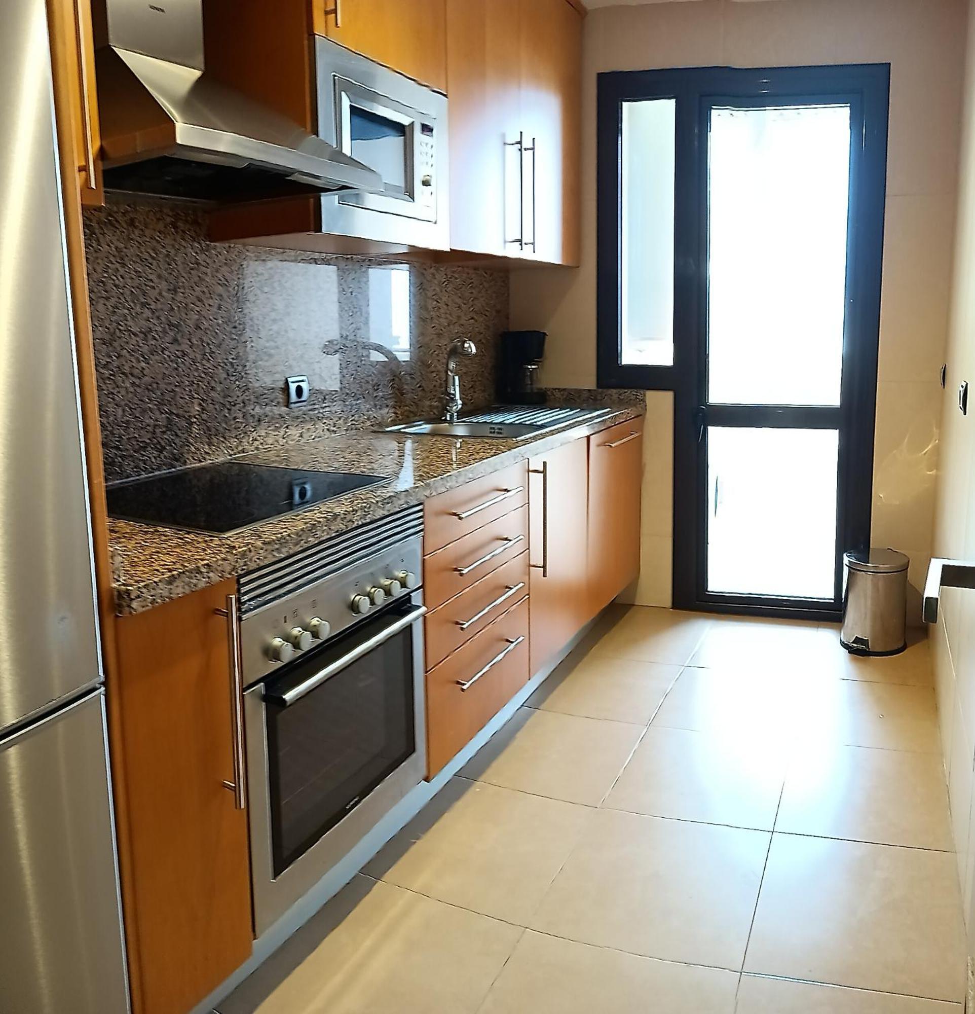 Lovely Apartment With Pool & Sea Views - Marina Del Castillo 2129 Манилва Экстерьер фото